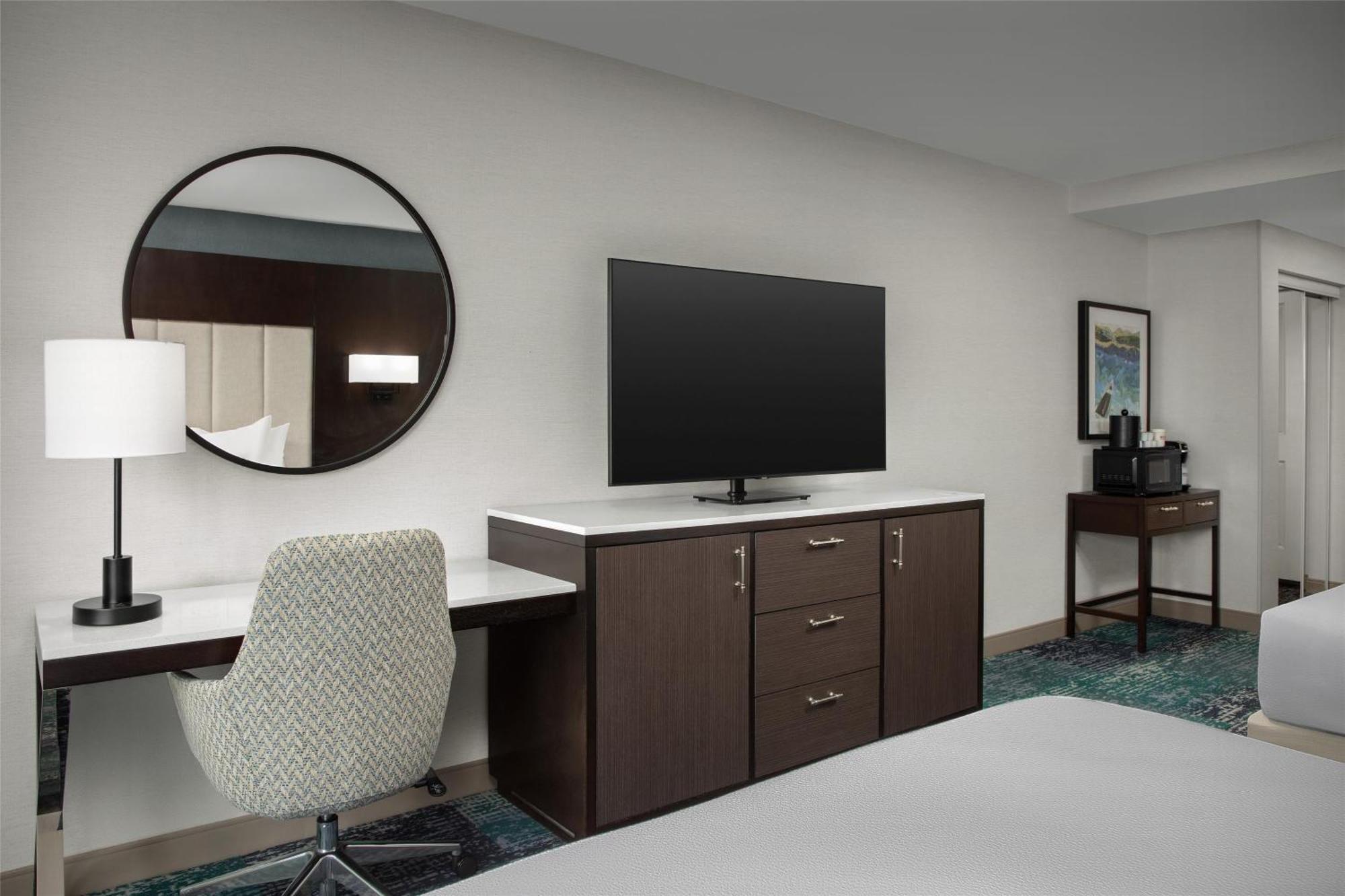 Hilton Garden Inn Portsmouth Downtown Esterno foto
