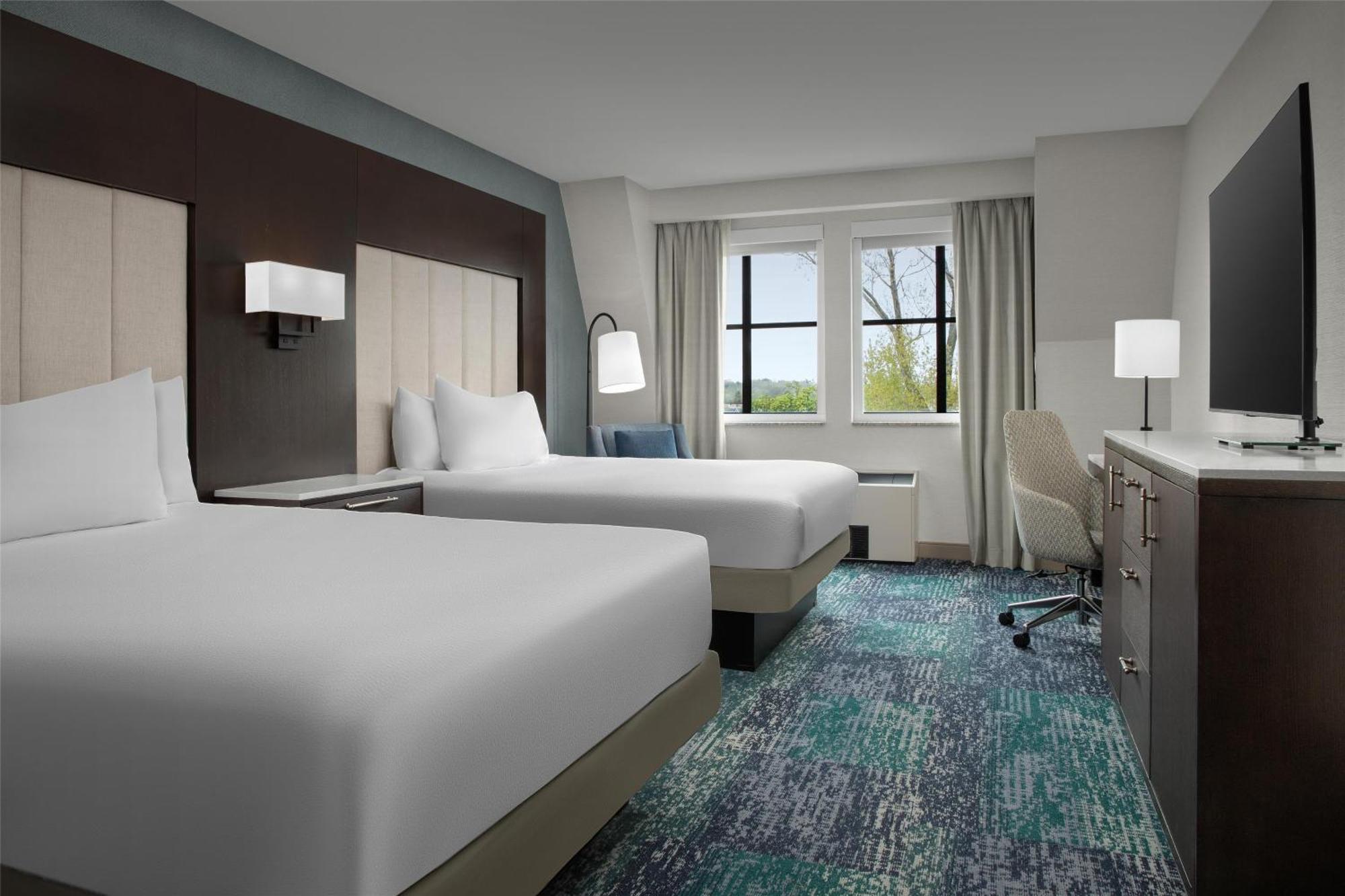 Hilton Garden Inn Portsmouth Downtown Esterno foto
