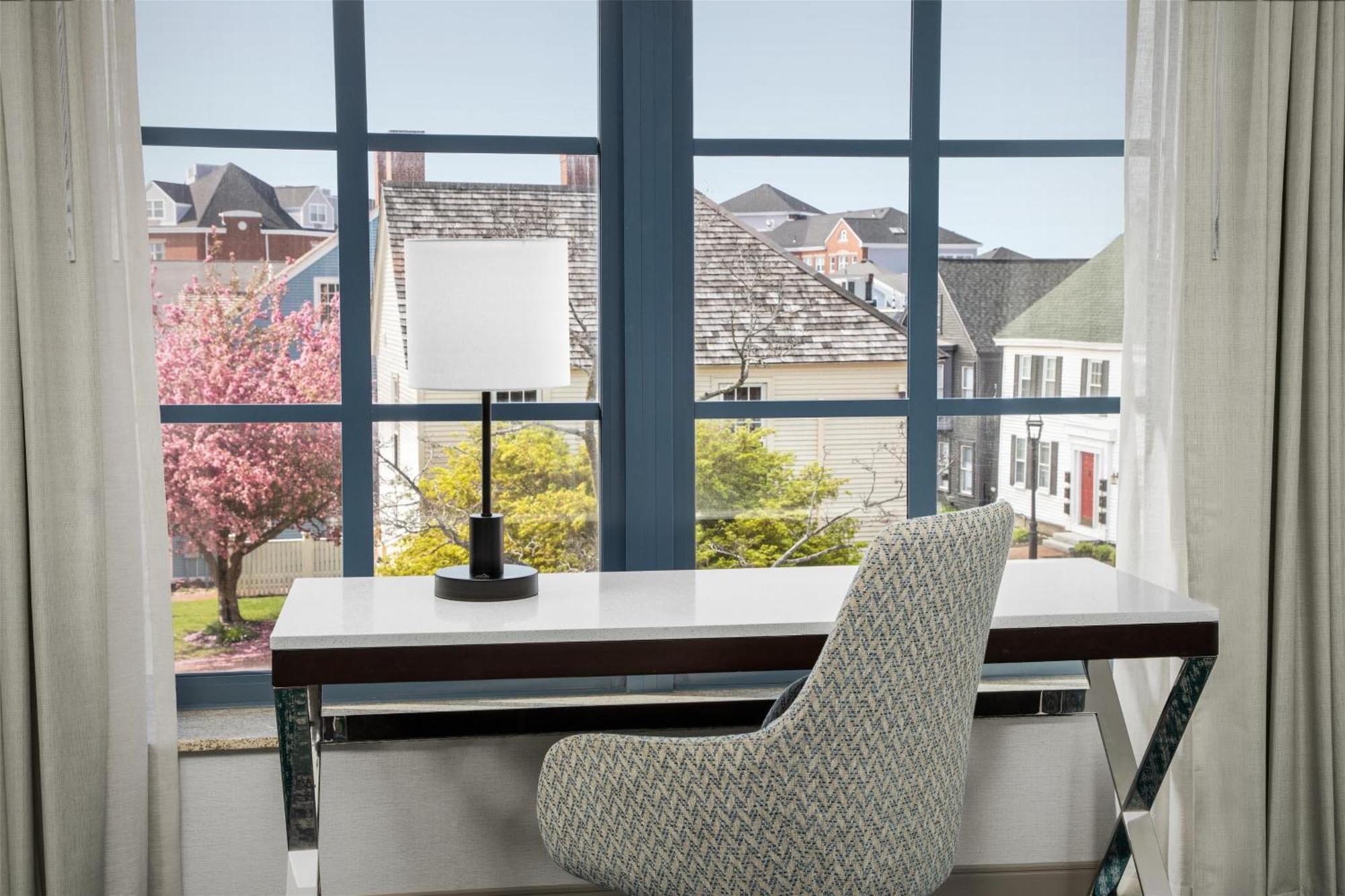 Hilton Garden Inn Portsmouth Downtown Esterno foto